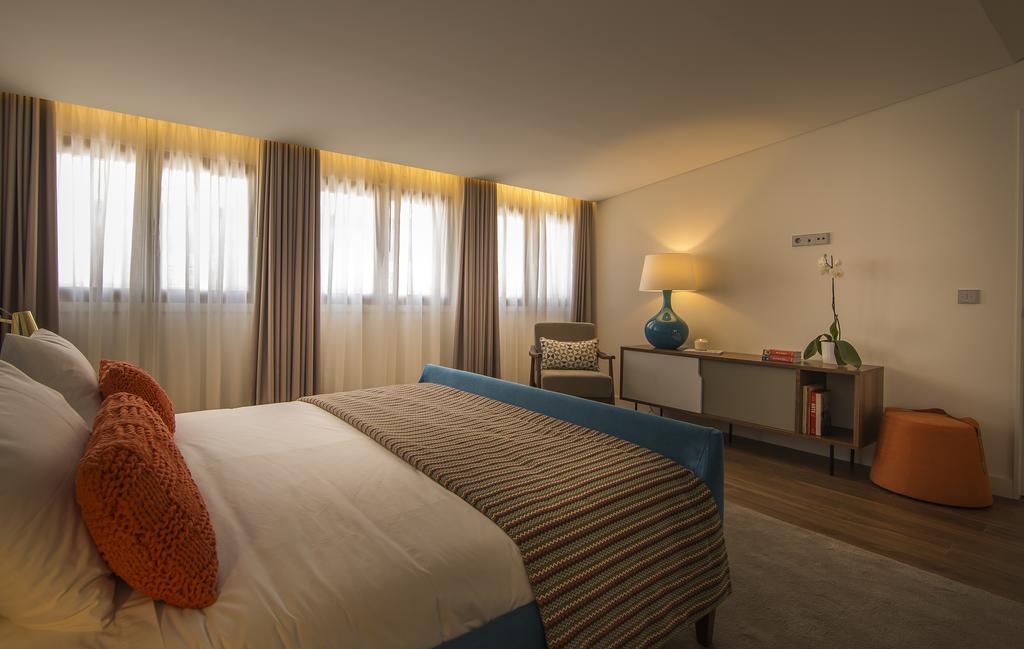 Somewhere - Estoril Guesthouse الغرفة الصورة