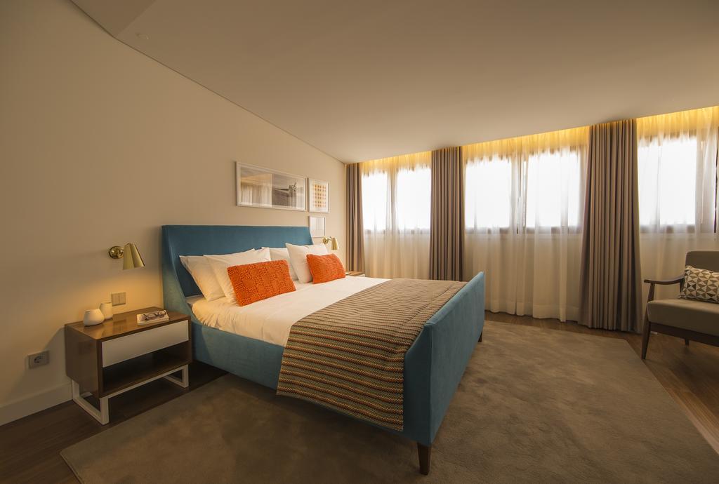 Somewhere - Estoril Guesthouse الغرفة الصورة