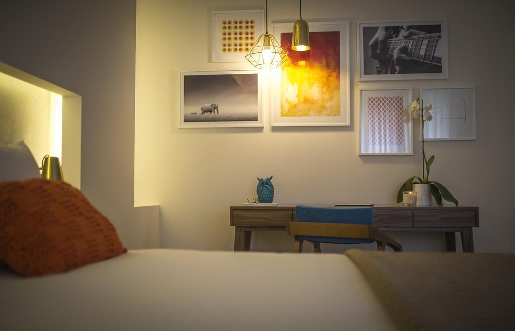 Somewhere - Estoril Guesthouse الغرفة الصورة