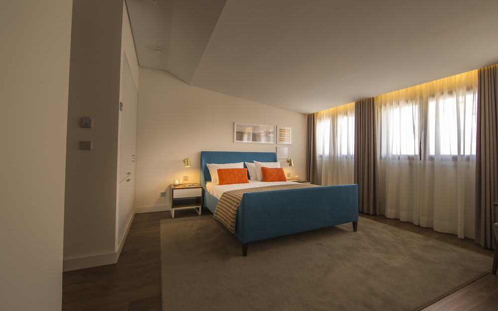 Somewhere - Estoril Guesthouse المظهر الخارجي الصورة